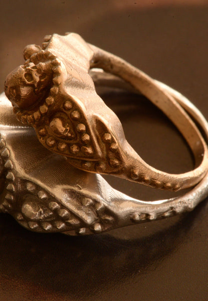 Skull Ring: Eternal Whispers