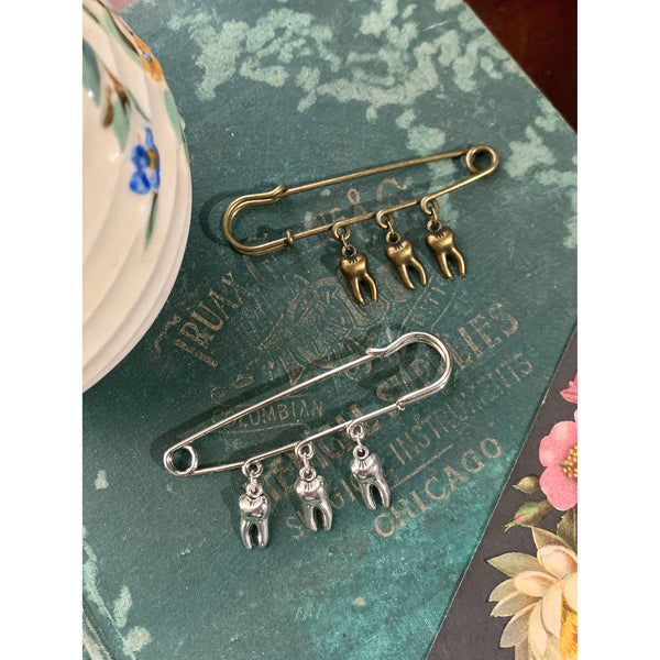 Toothy Teeth Safety Pin Brooch