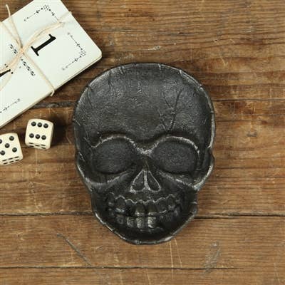 Skull Cast Iron Dish - Natural